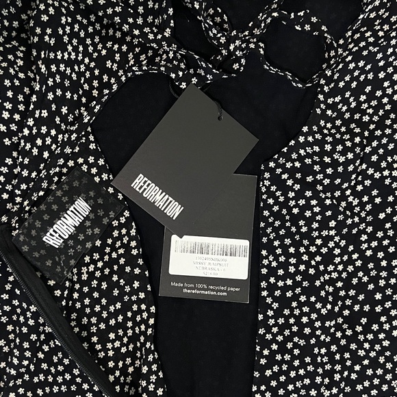 NWT Reformation Black White Floral Long Sleeve Wide Leg Missy Jumpsuit - Picture 4 of 5